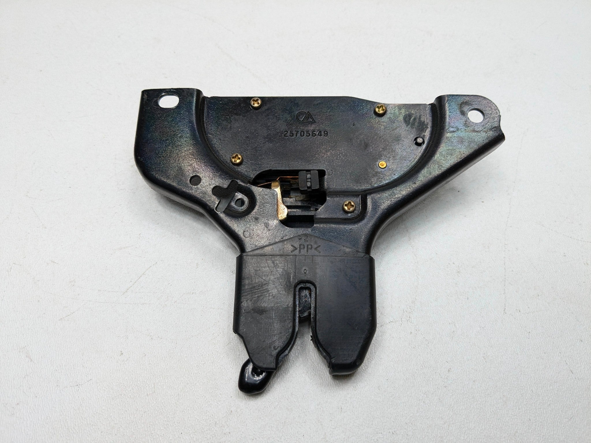 2005 - 2007 OEM CADILLAC CTS REAR TRUNK HATCH LID LATCH LOCK RELEASE ACTUATOR