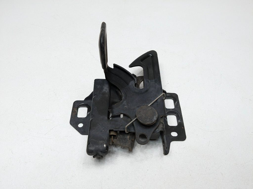 2005 - 2007 OEM CADILLAC CTS FRONT HOOD LOCK LATCH RELEASE ACTUATOR ASSEMBLY