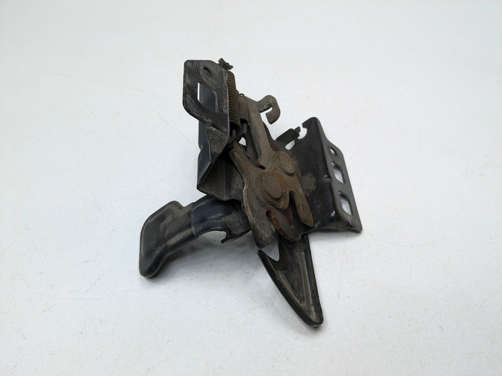 2005 - 2007 OEM CADILLAC CTS FRONT HOOD LOCK LATCH RELEASE ACTUATOR ASSEMBLY