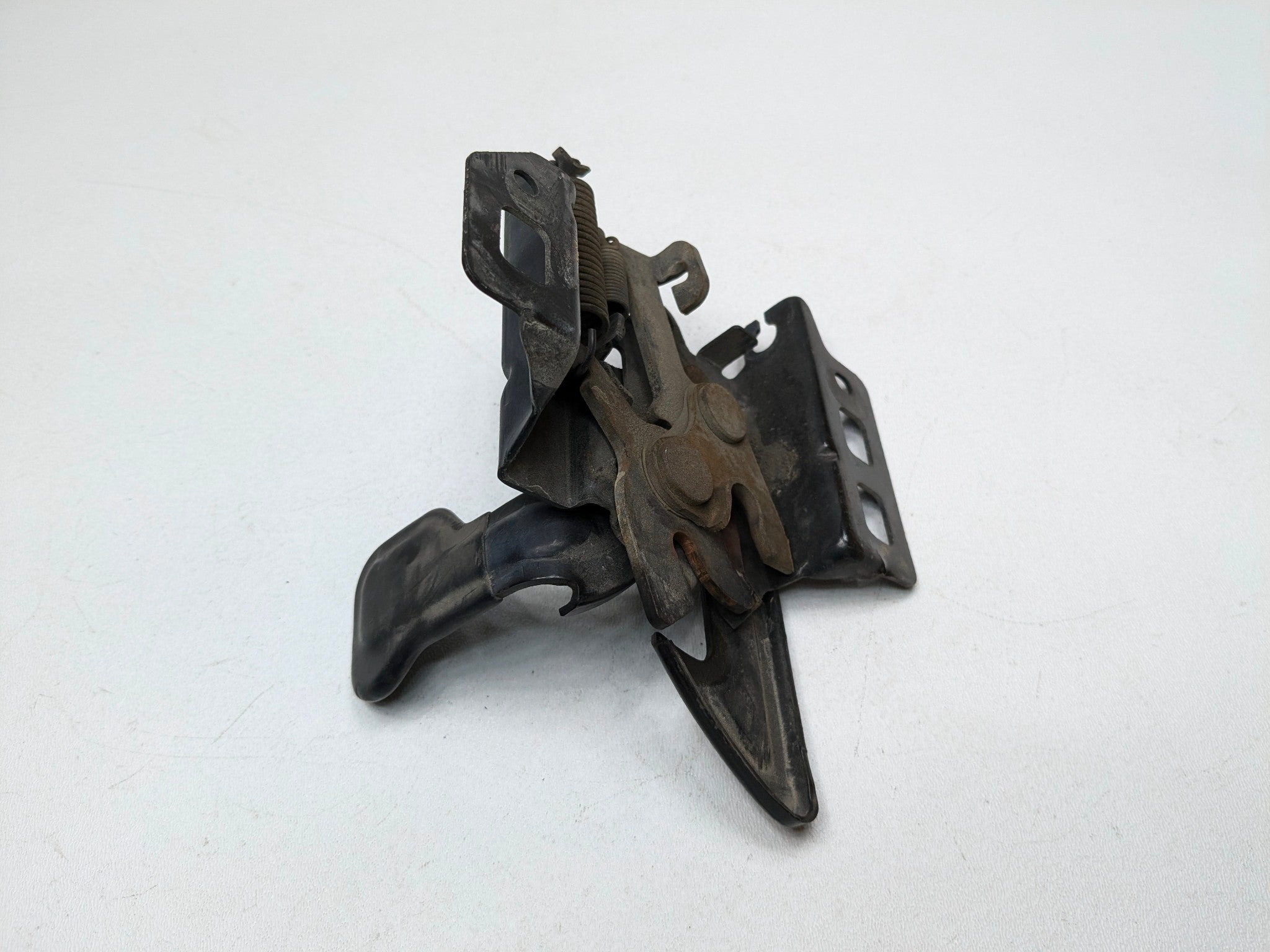 2005 - 2007 OEM CADILLAC CTS FRONT HOOD LOCK LATCH RELEASE ACTUATOR ASSEMBLY