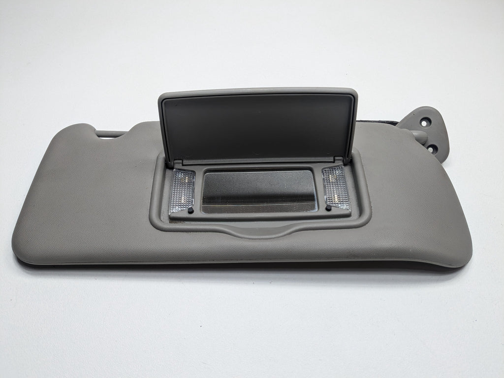 2005 - 2007 OEM CADILLAC CTS FRONT RIGHT SIDE UPPER ROOF SUN VISOR WITH MIRROR