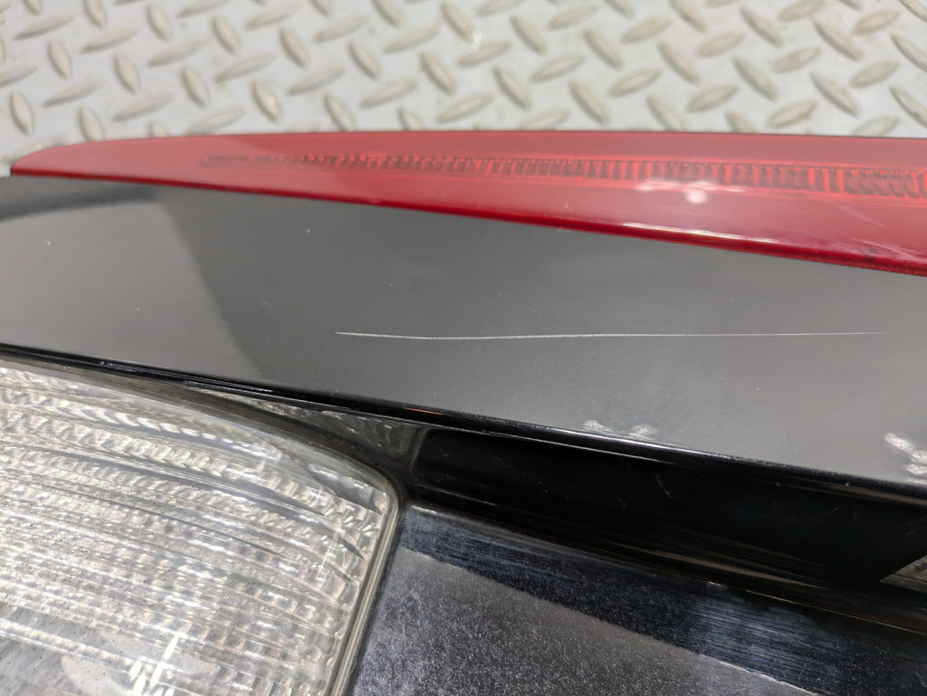 05 - 07 OEM CADILLAC CTS TRUNK PANEL LID BACKUP LICENSE PLATE WITH THIRD LIGHT