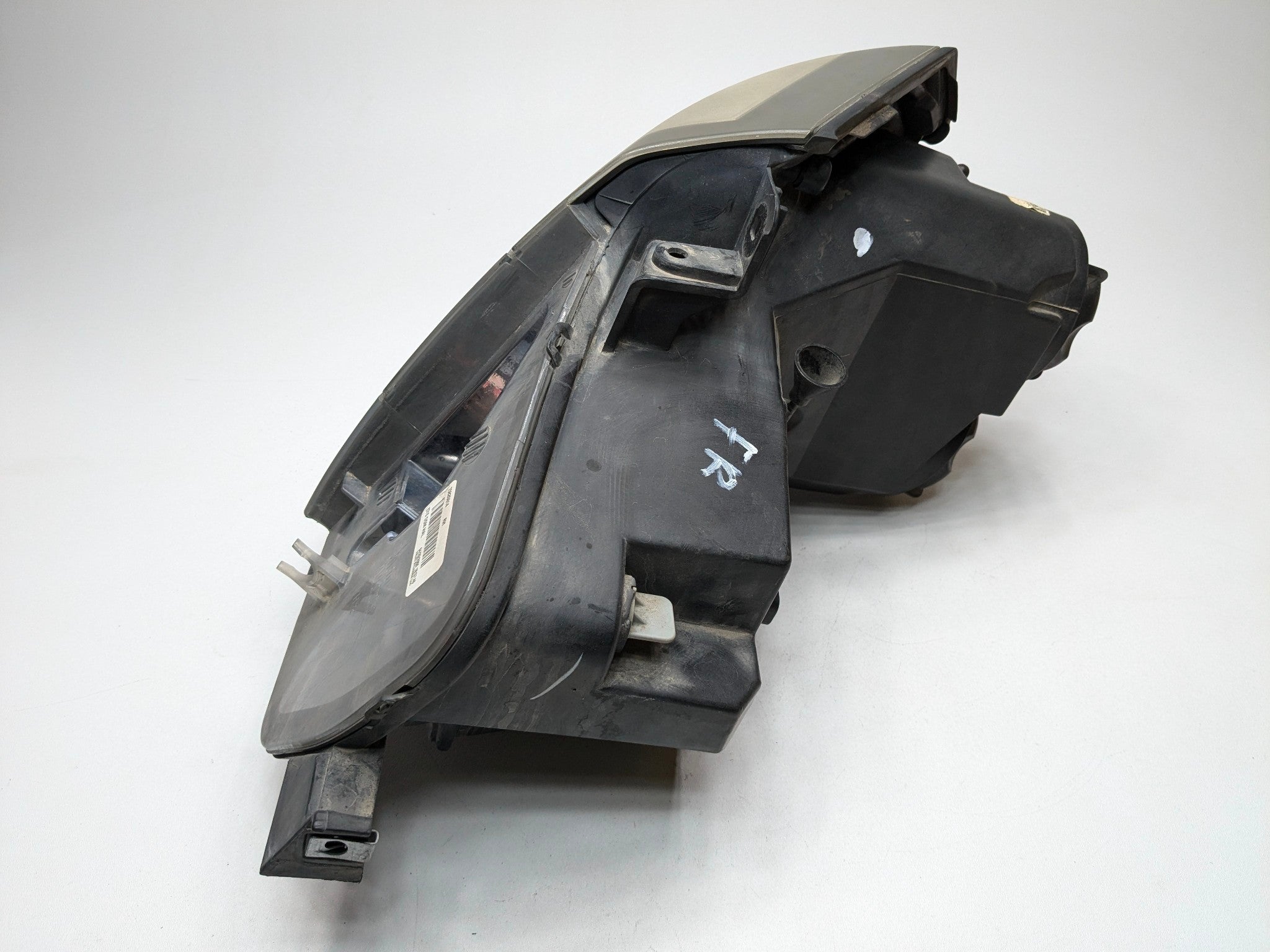 2005 - 2007 OEM CADILLAC CTS FRONT RIGHT PASSENGER SIDE HEADLAMP ASSEMBLY