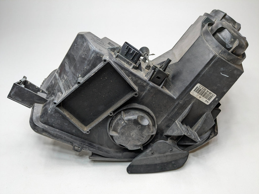 2005 - 2007 OEM CADILLAC CTS FRONT RIGHT PASSENGER SIDE HEADLAMP ASSEMBLY