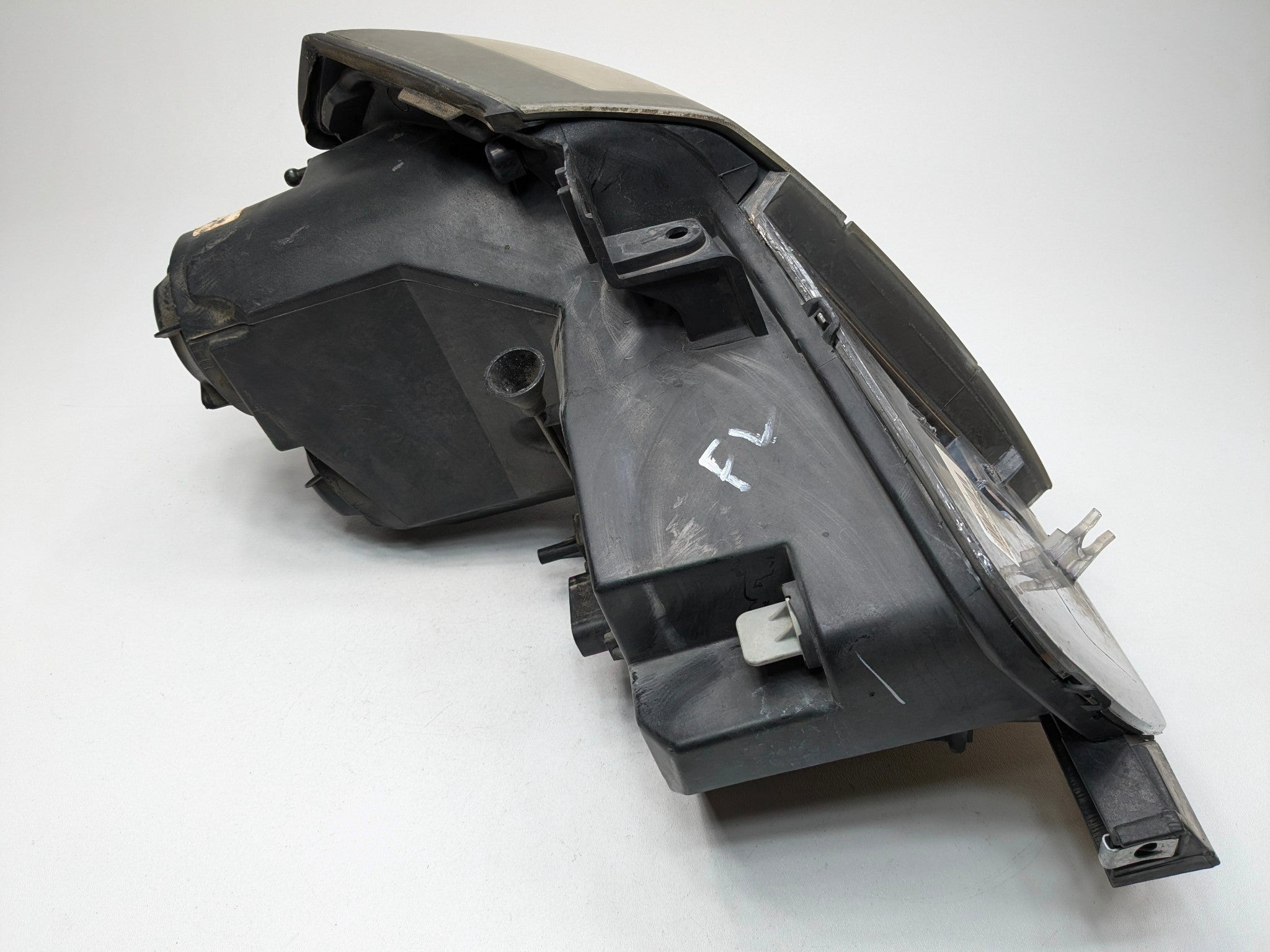 2005 - 2007 OEM CADILLAC CTS FRONT LEFT DRIVER SIDE HEADLAMP ASSEMBLY