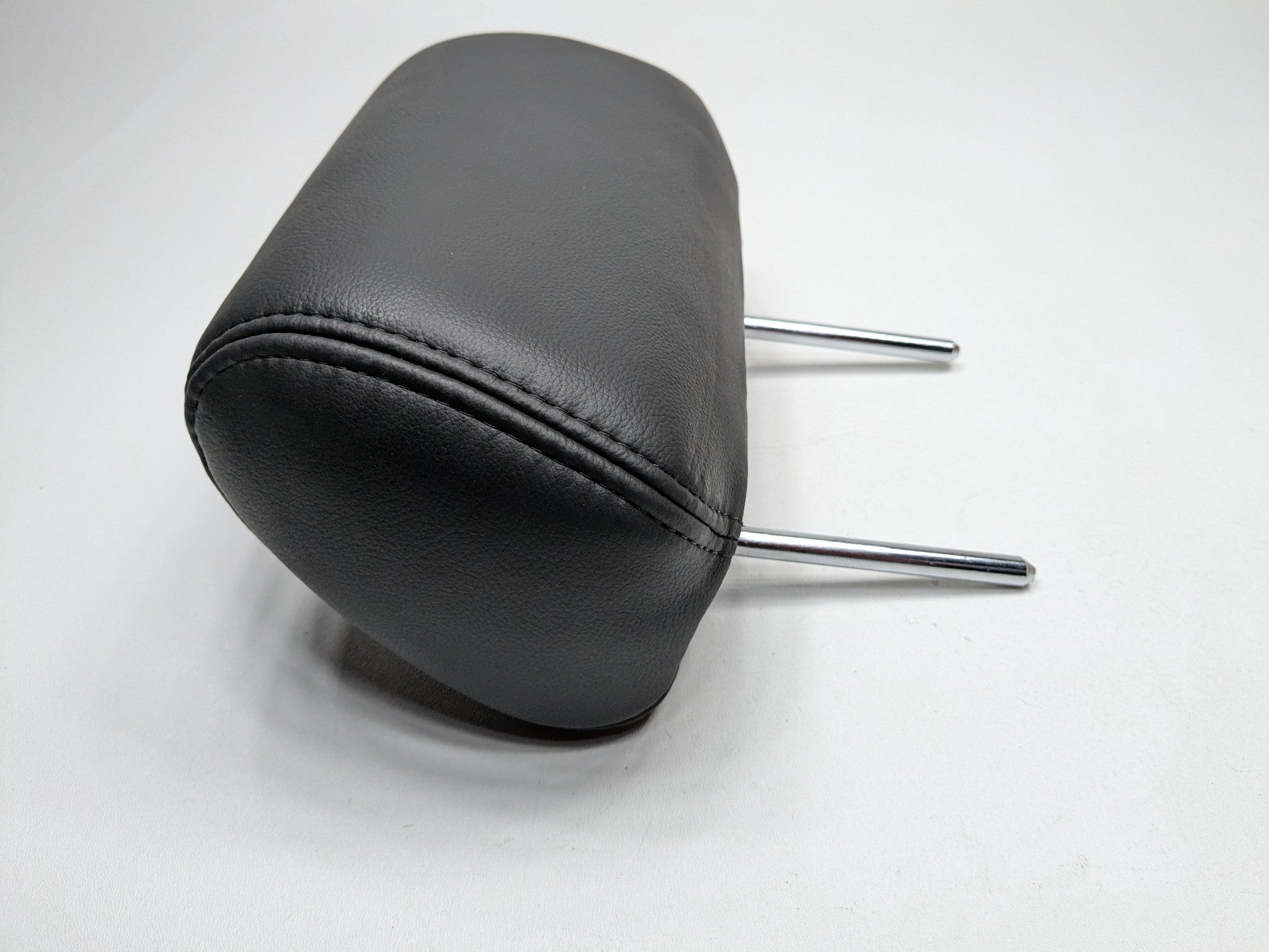 2005 - 2007 OEM CADILLAC CTS REAR LEFT DRIVER SIDE SEAT HEADREST