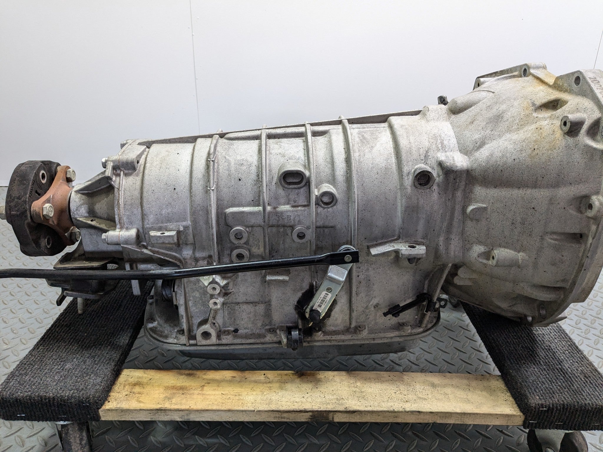 2005 - 2007 OEM CADILLAC CTS 5 SPEED AUTOMATIC TRANSMISSION 8TH DIGIT ASSEMBLY