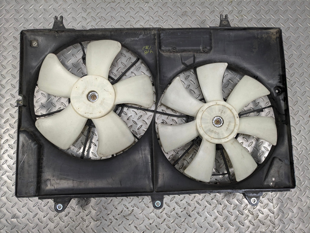 05 - 07 OEM CADILLAC CTS DUAL RADIATOR ELECTRIC COOLING MOTOR FAN WITH SHROUD