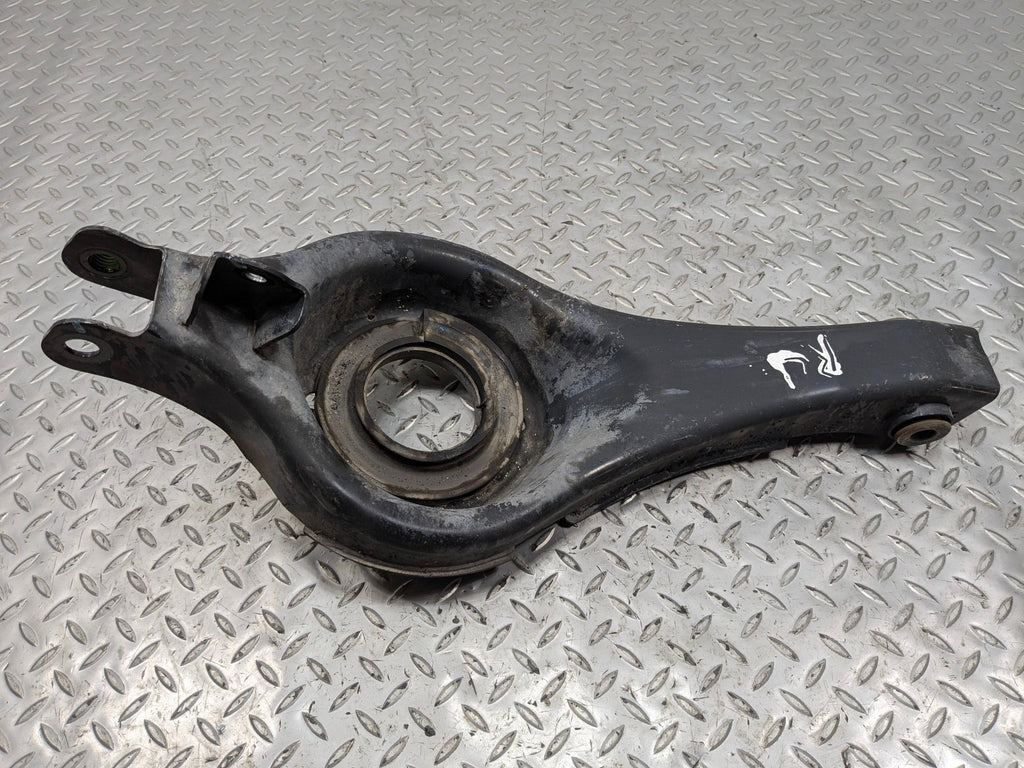 2005 - 2007 OEM CADILLAC CTS REAR LEFT SIDE LOWER CONTROL ARM SPRING PERCH