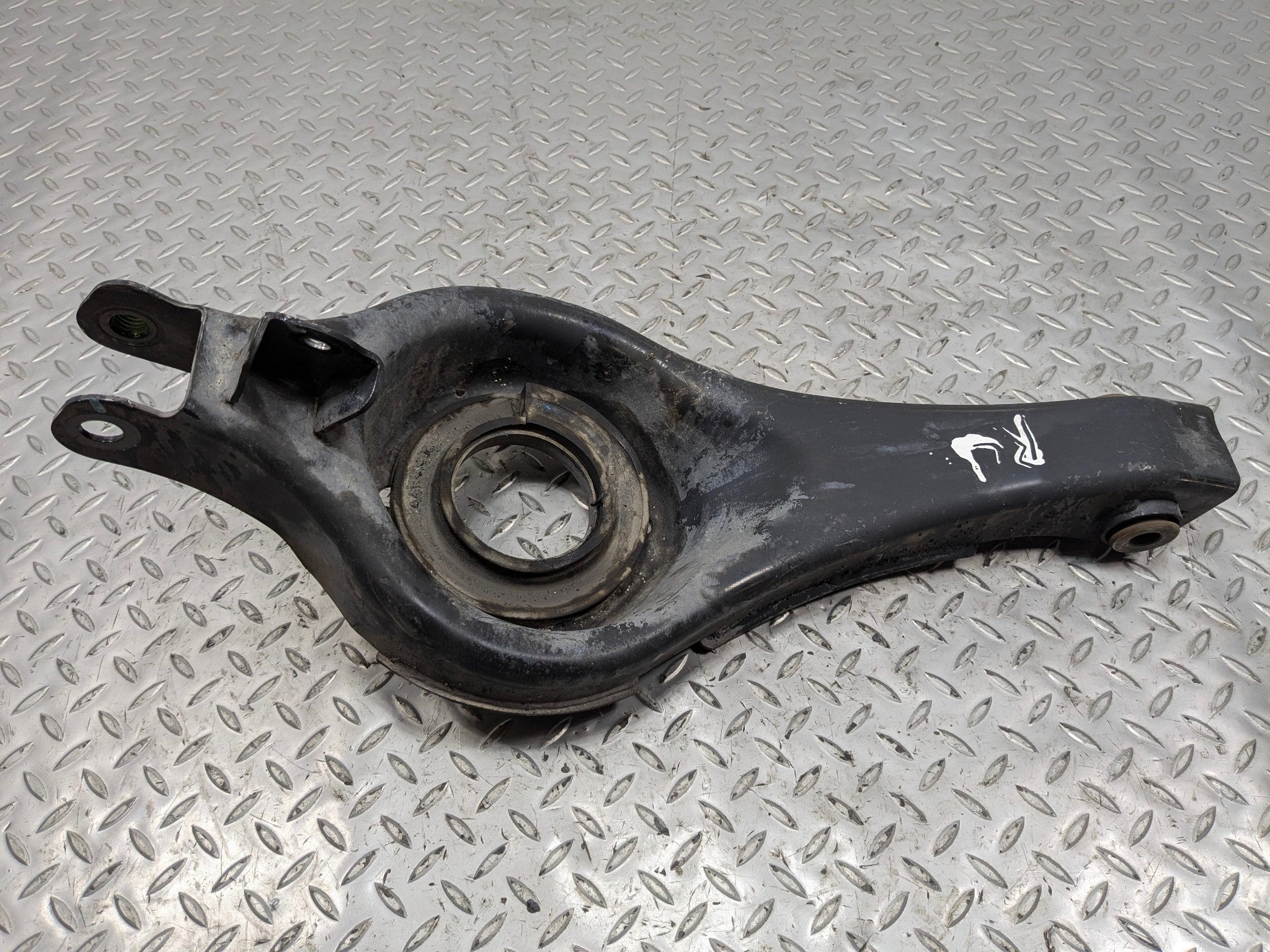 2005 - 2007 OEM CADILLAC CTS REAR LEFT SIDE LOWER CONTROL ARM SPRING PERCH