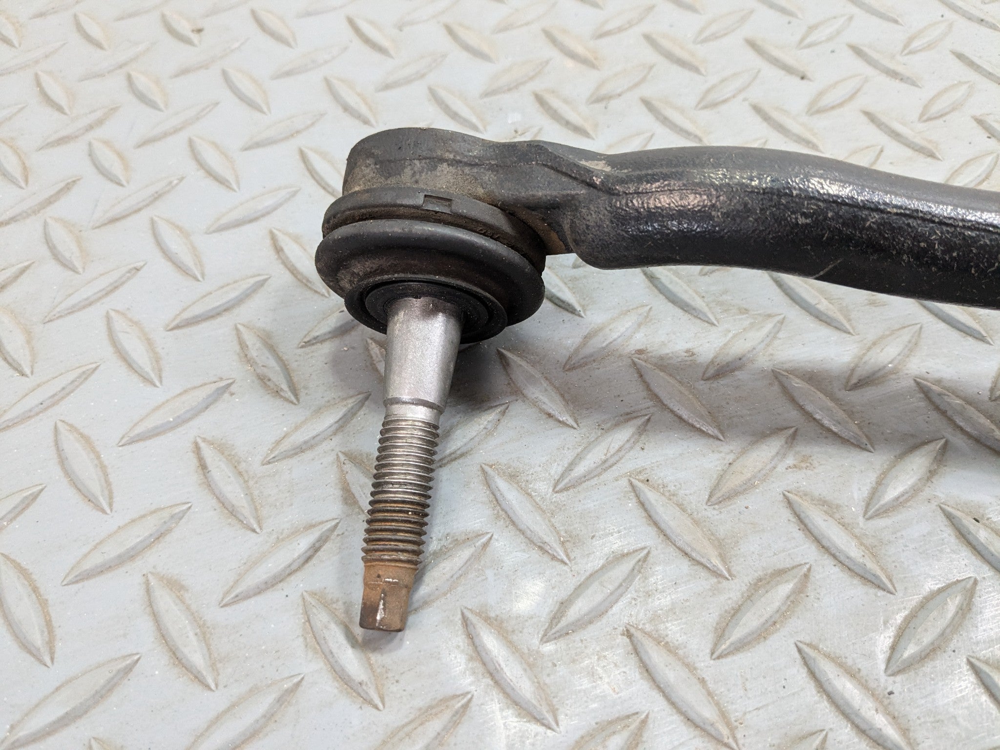 2005 - 2007 OEM CADILLAC CTS POWER STEERING GEAR RACK AND PINION ASSEMBLY