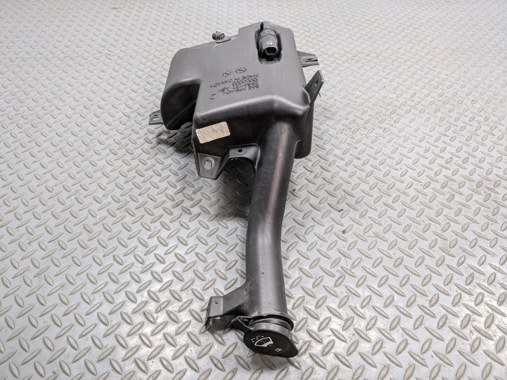 2005 - 2007 OEM CADILLAC CTS WINDSHIELD WASHER BOTTLE FLUID RESERVOIR TANK BLACK