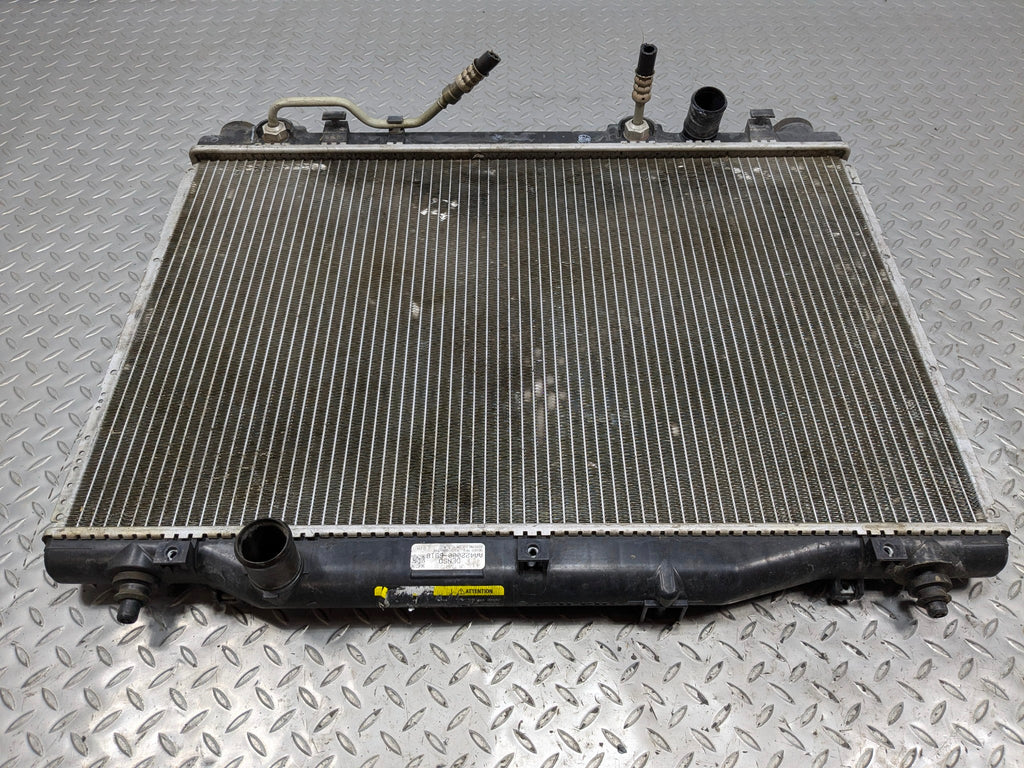 2005 - 2007 OEM CADILLAC CTS ENGINE MOTOR COOLING RADIATOR ASSEMBLY