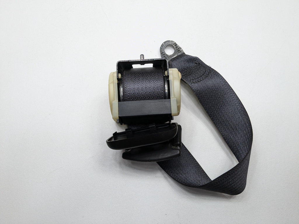 2005 - 2007 OEM CADILLAC CTS REAR CENTER SIDE SEAT BELT RETRACTOR