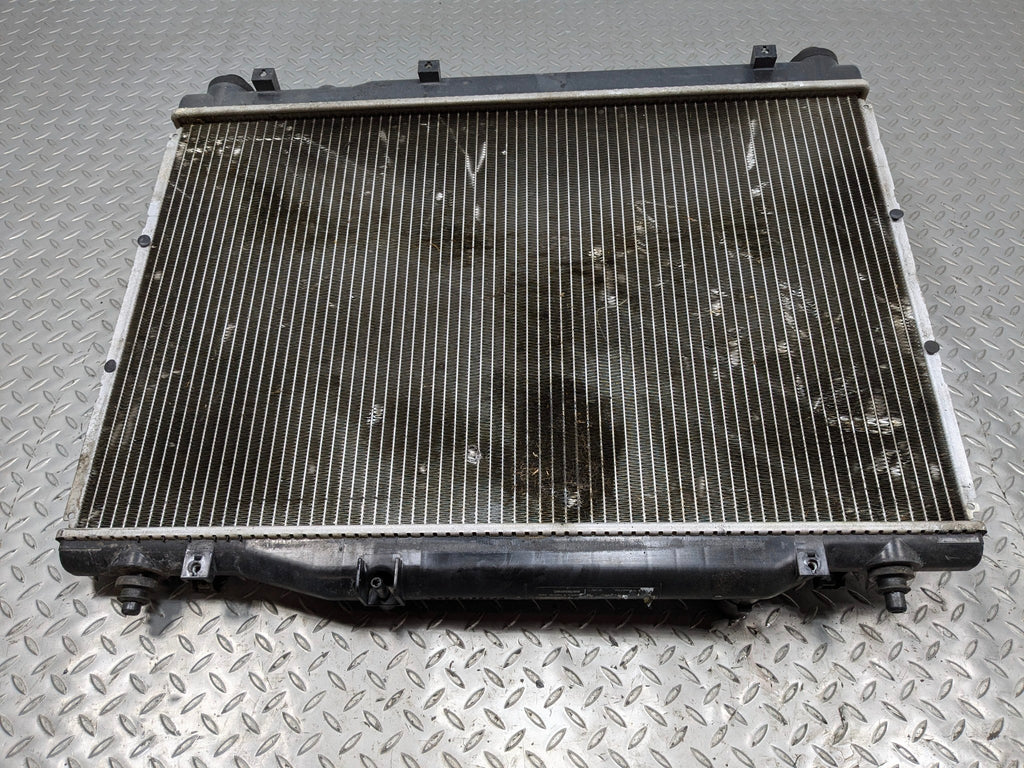 2005 - 2007 OEM CADILLAC CTS ENGINE MOTOR COOLING RADIATOR ASSEMBLY