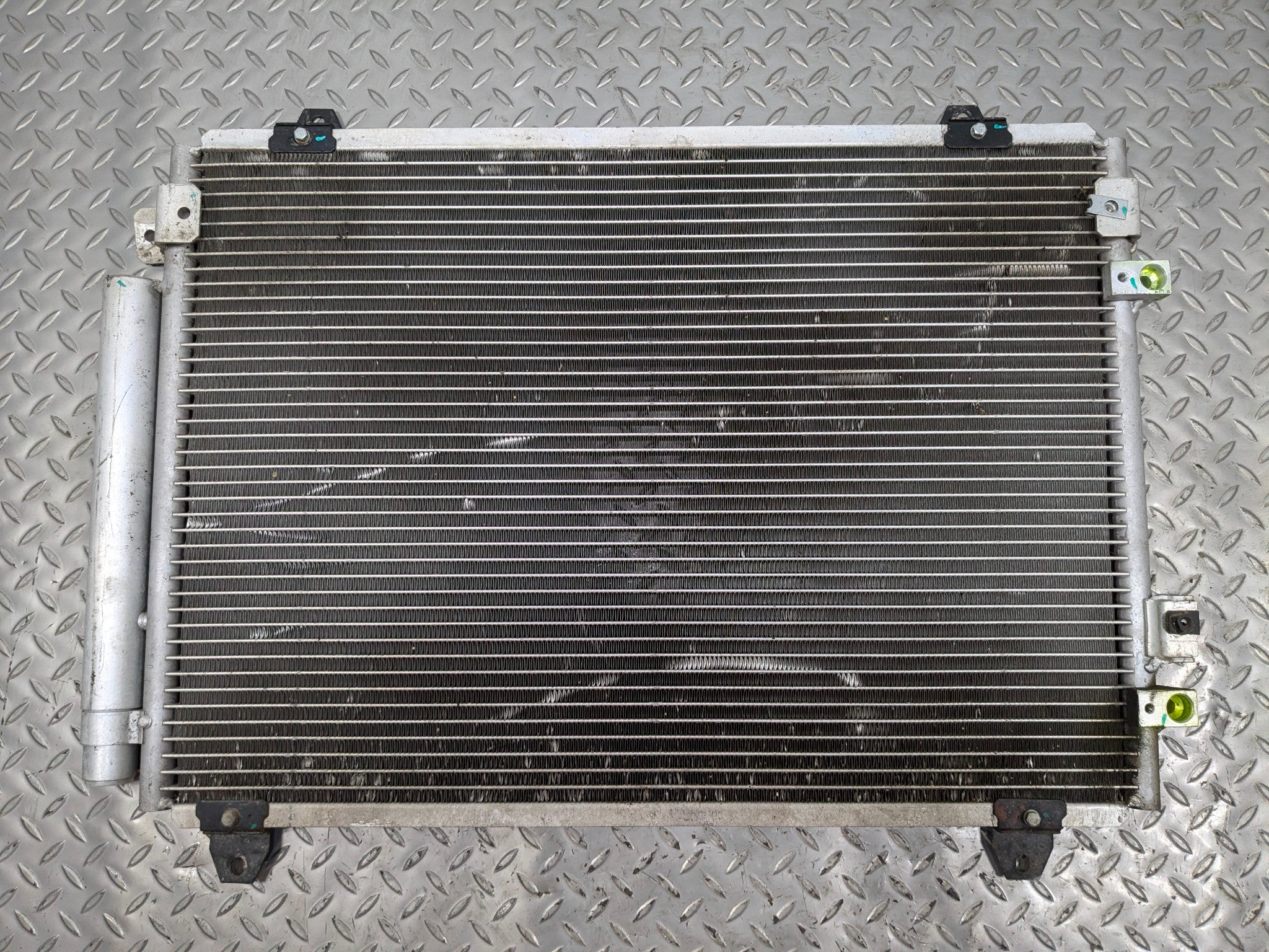 2005 - 2007 OEM CADILLAC CTS AC AIR CONDITIONER RADIATOR CONDENSER