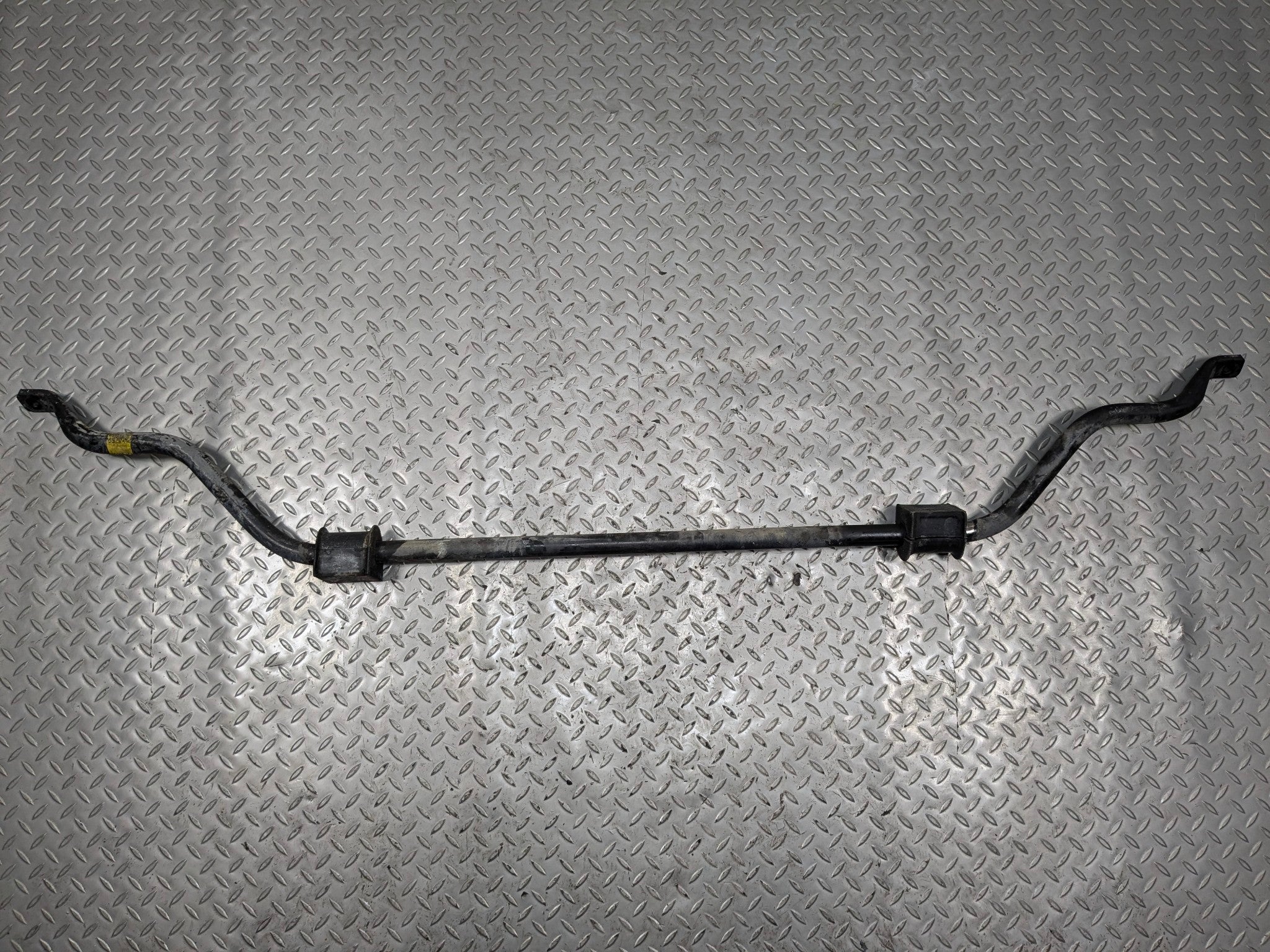 2005 - 2007 OEM CADILLAC CTS FRONT SIDE SUSPENSION STABILIZER BAR ASSEMBLY