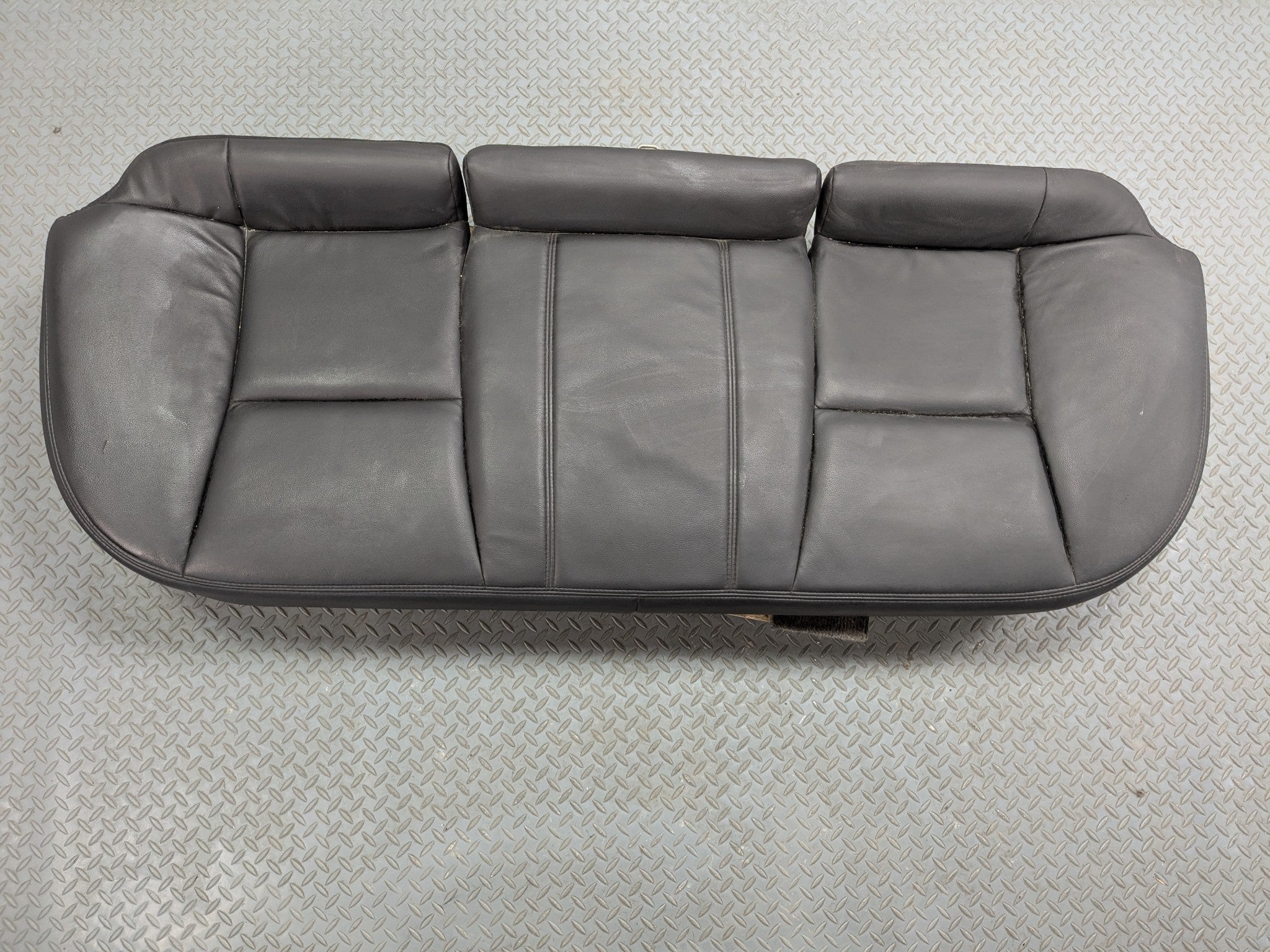 2005 - 2007 OEM CADILLAC CTS REAR LOWER SEAT CUSHION LEATHER BLACK
