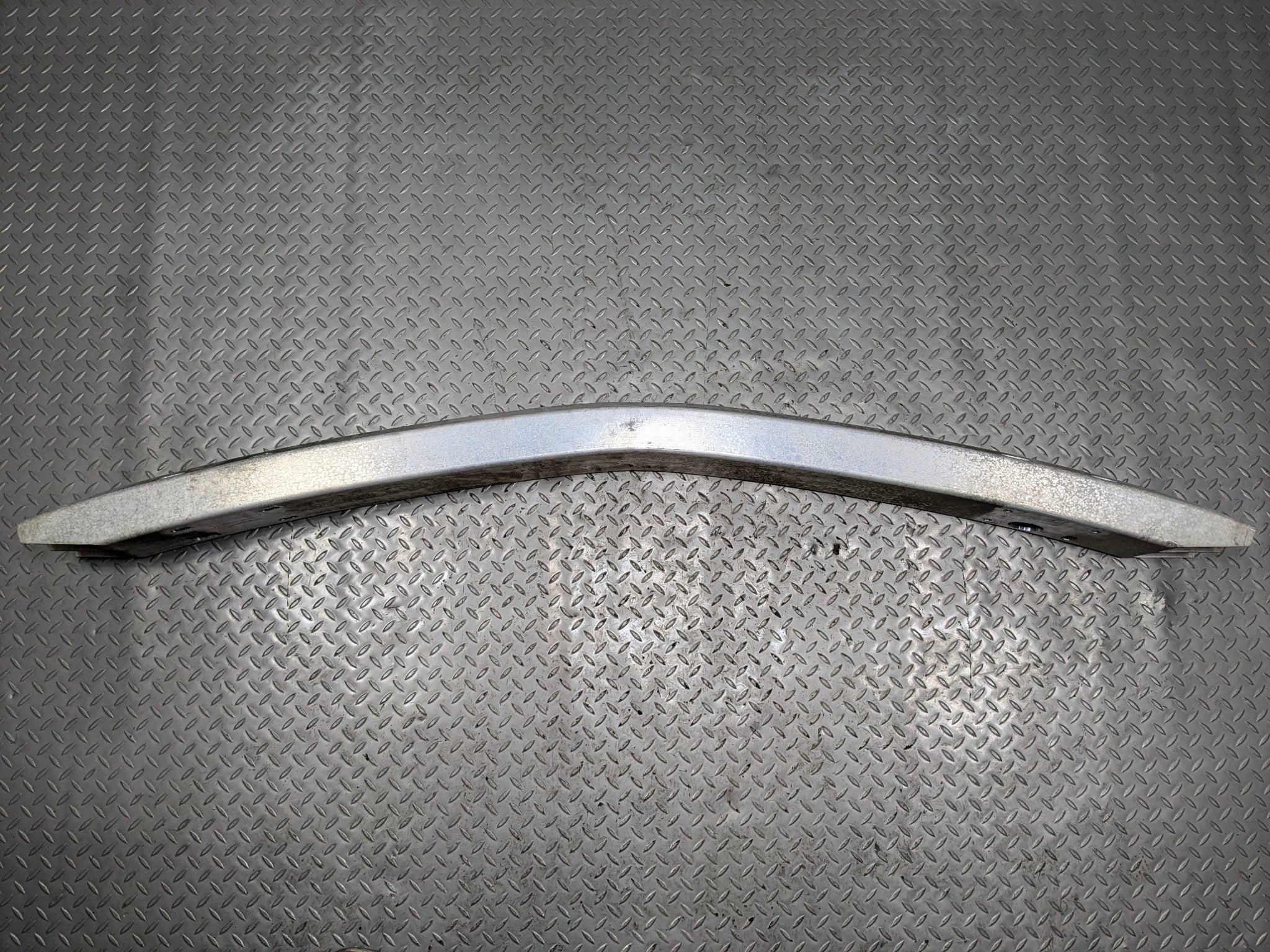 2005 - 2007 OEM CADILLAC CTS REAR BUMPER REINFORCEMENT IMPACT BEAM REBAR