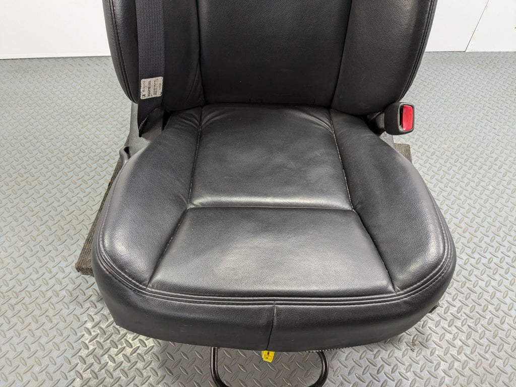 2005 - 2007 OEM CADILLAC CTS FRONT RIGHT SIDE SEAT ASSEMBLY BLACK LEATHER