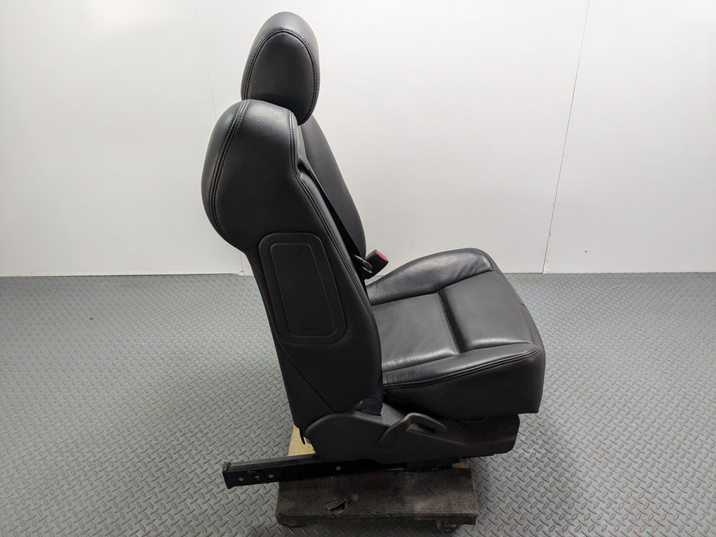 2005 - 2007 OEM CADILLAC CTS FRONT RIGHT SIDE SEAT ASSEMBLY BLACK LEATHER