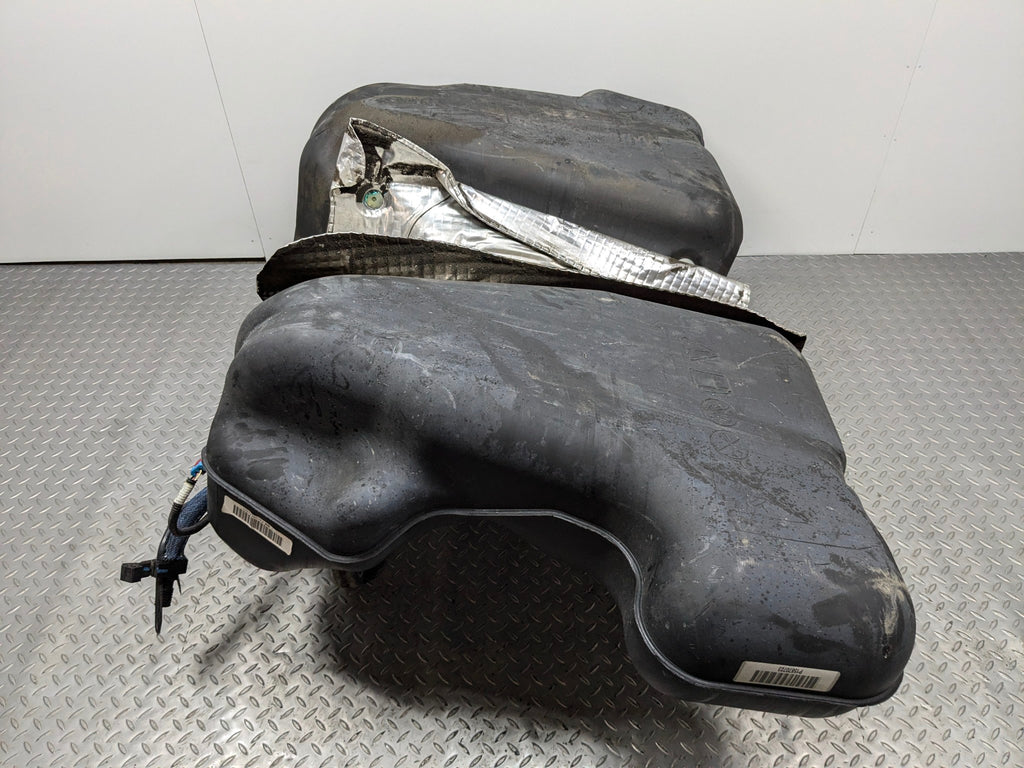 2005 - 2007 OEM CADILLAC CTS 17.0 GAS FUEL TANK RESERVOIR ASSEMBLY