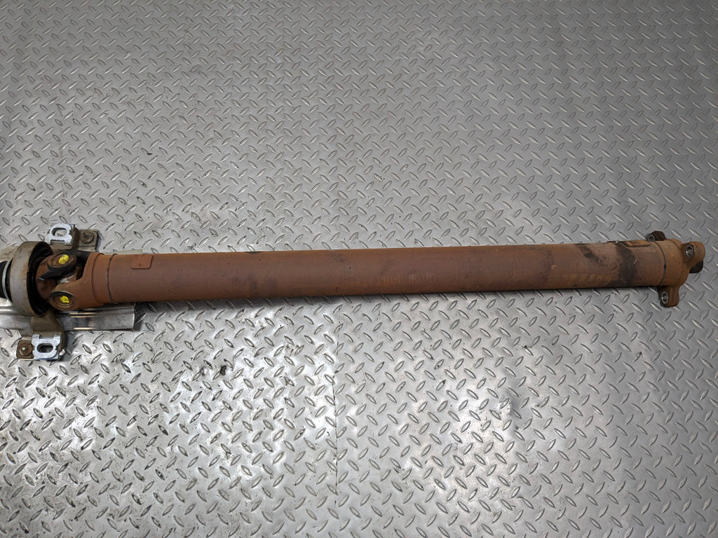 2005 - 2007 OEM CADILLAC CTS REAR DRIVE SHAFT CARDAN PROPELLER ASSEMBLY