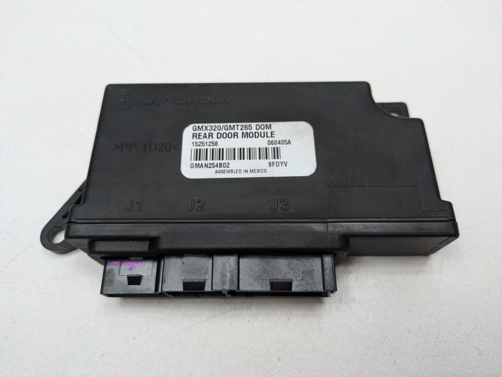2005 - 2007 OEM CADILLAC CTS MULTIFUNCTION REAR DOOR CONTROL MODULE UNIT