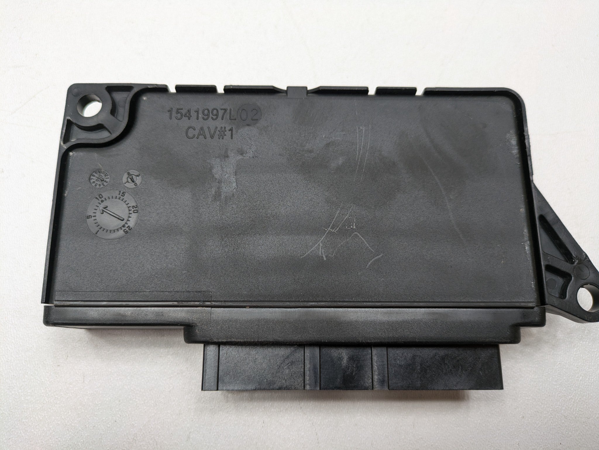 2005 - 2007 OEM CADILLAC CTS MULTIFUNCTION REAR DOOR CONTROL MODULE UNIT