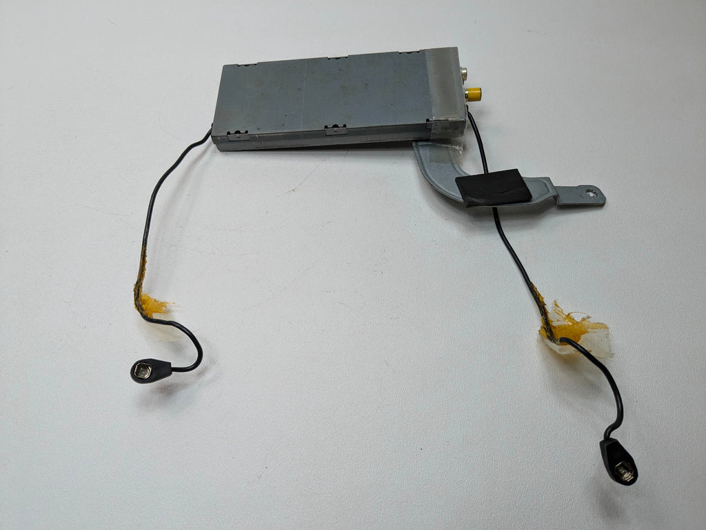 2005 - 2007 OEM CADILLAC CTS RADIO ANTENNA AMPLIFIER CONTROL MODULE UNIT