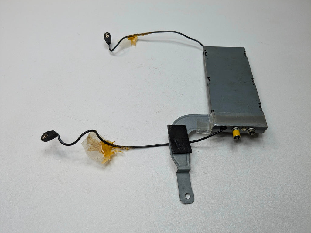 2005 - 2007 OEM CADILLAC CTS RADIO ANTENNA AMPLIFIER CONTROL MODULE UNIT