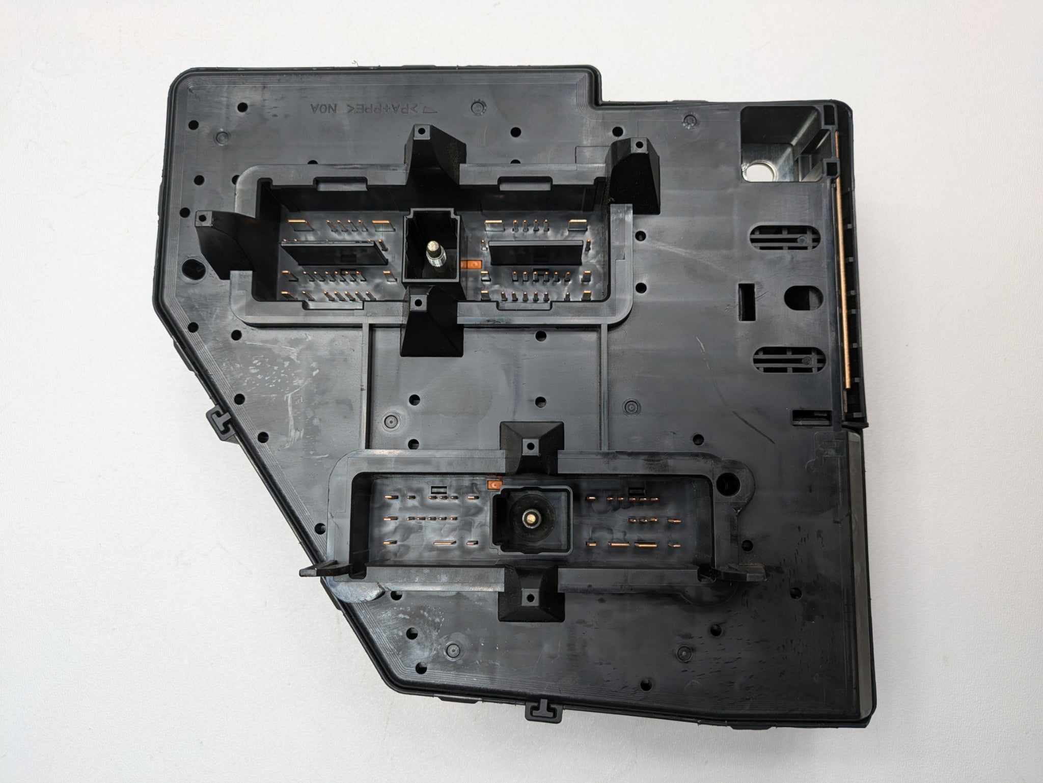 2005 - 2007 OEM CADILLAC CTS INTERIOR CABIN ENGINE FUSE RELAY JUNCTION BOX