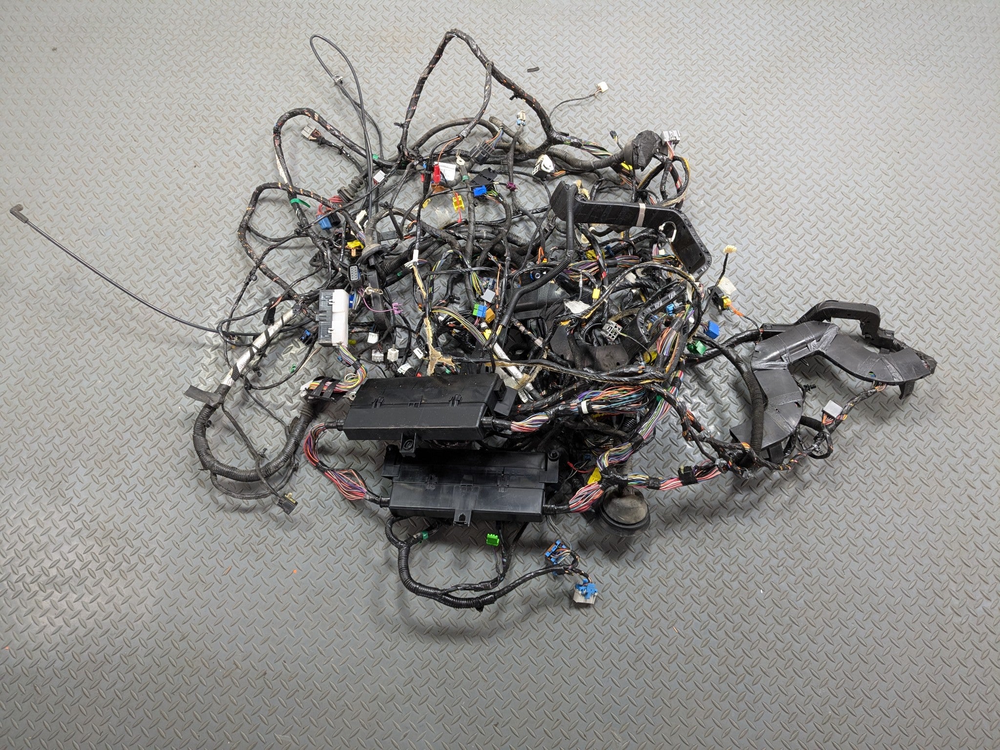 2005 - 2007 OEM CADILLAC CTS INTERIOR BODY WIRE HARNESS CABLE AND CONNECTOR