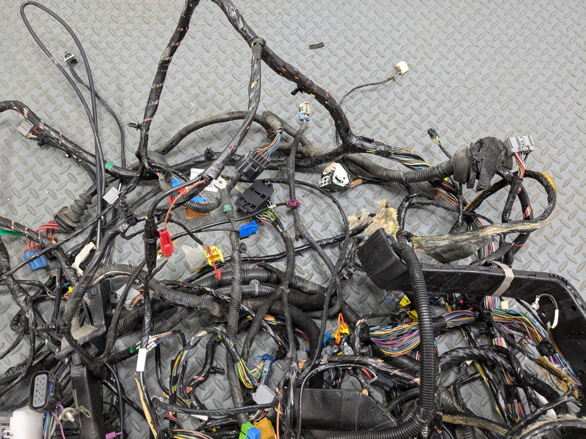 2005 - 2007 OEM CADILLAC CTS INTERIOR BODY WIRE HARNESS CABLE AND CONNECTOR