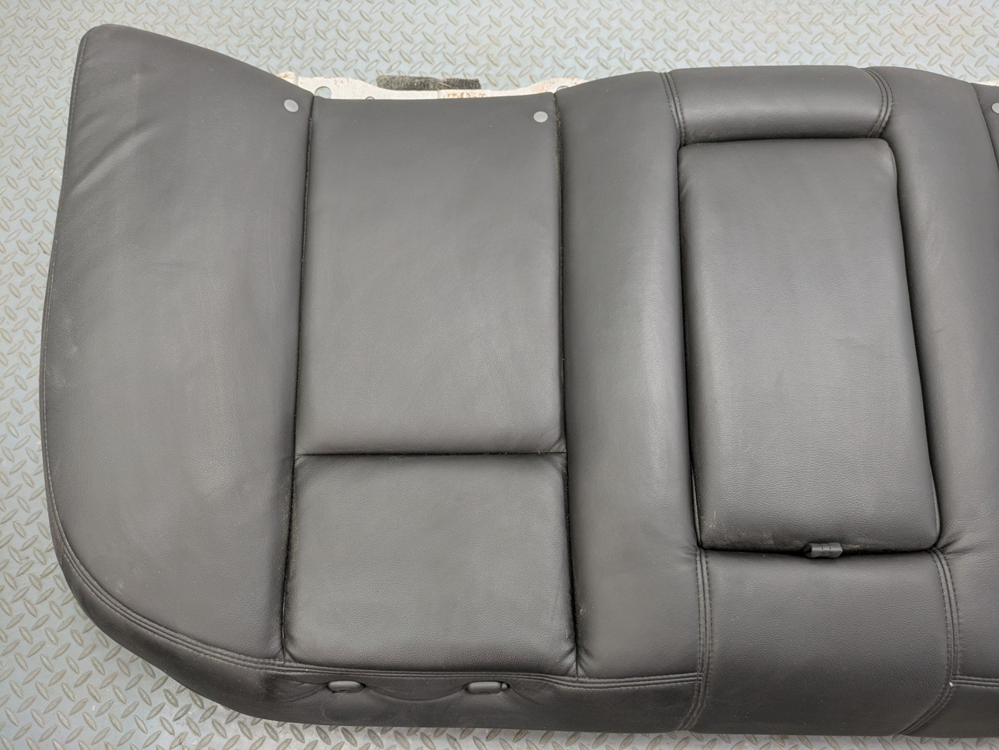 2005 - 2007 OEM CADILLAC CTS REAR UPPER BACK SEAT CUSHION LEATHER BLACK