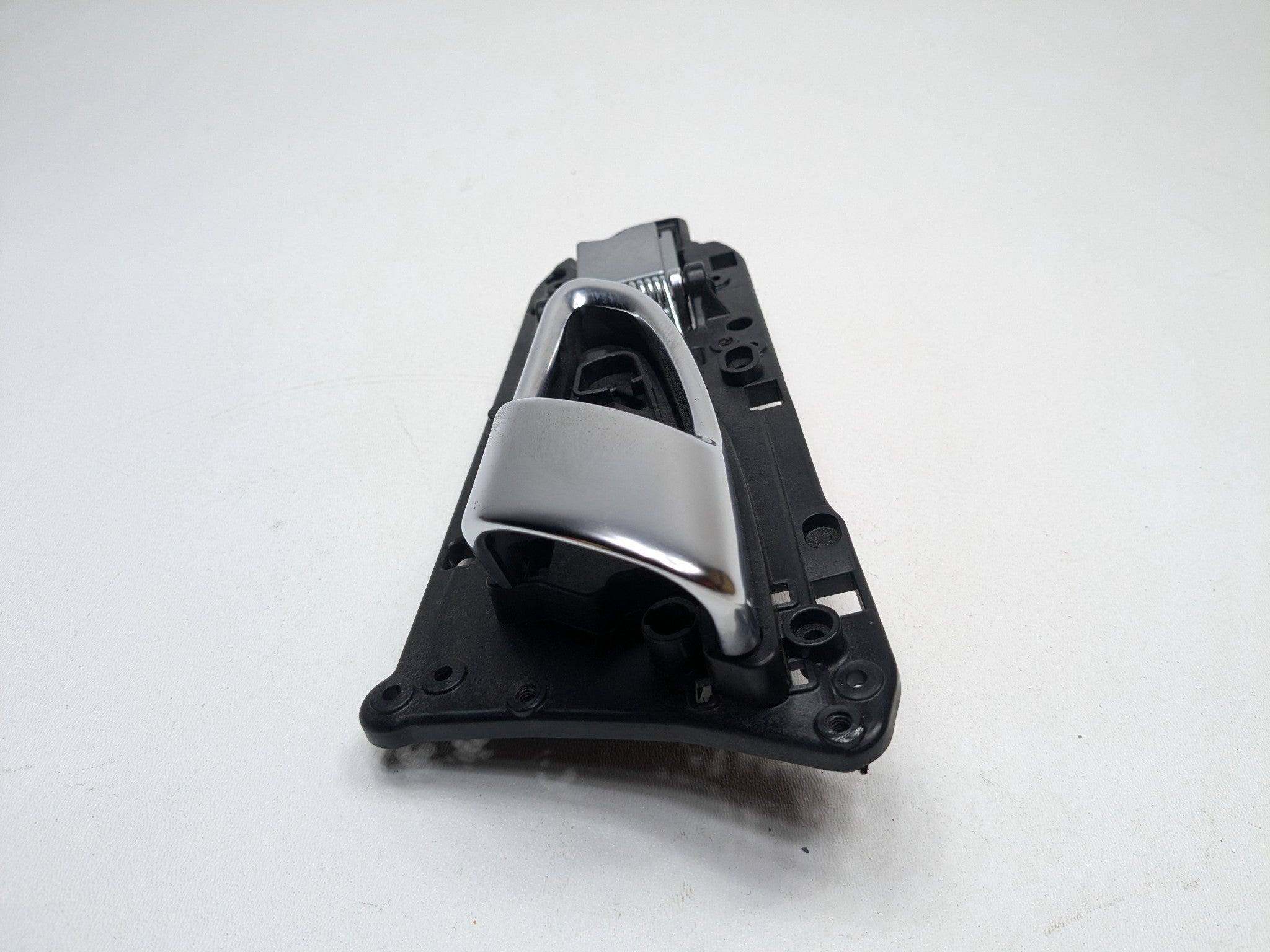 11 - 14 OEM PORSCHE CAYENNE REAR LEFT DRIVER SIDE INTERIOR DOOR RELEASE HANDLE