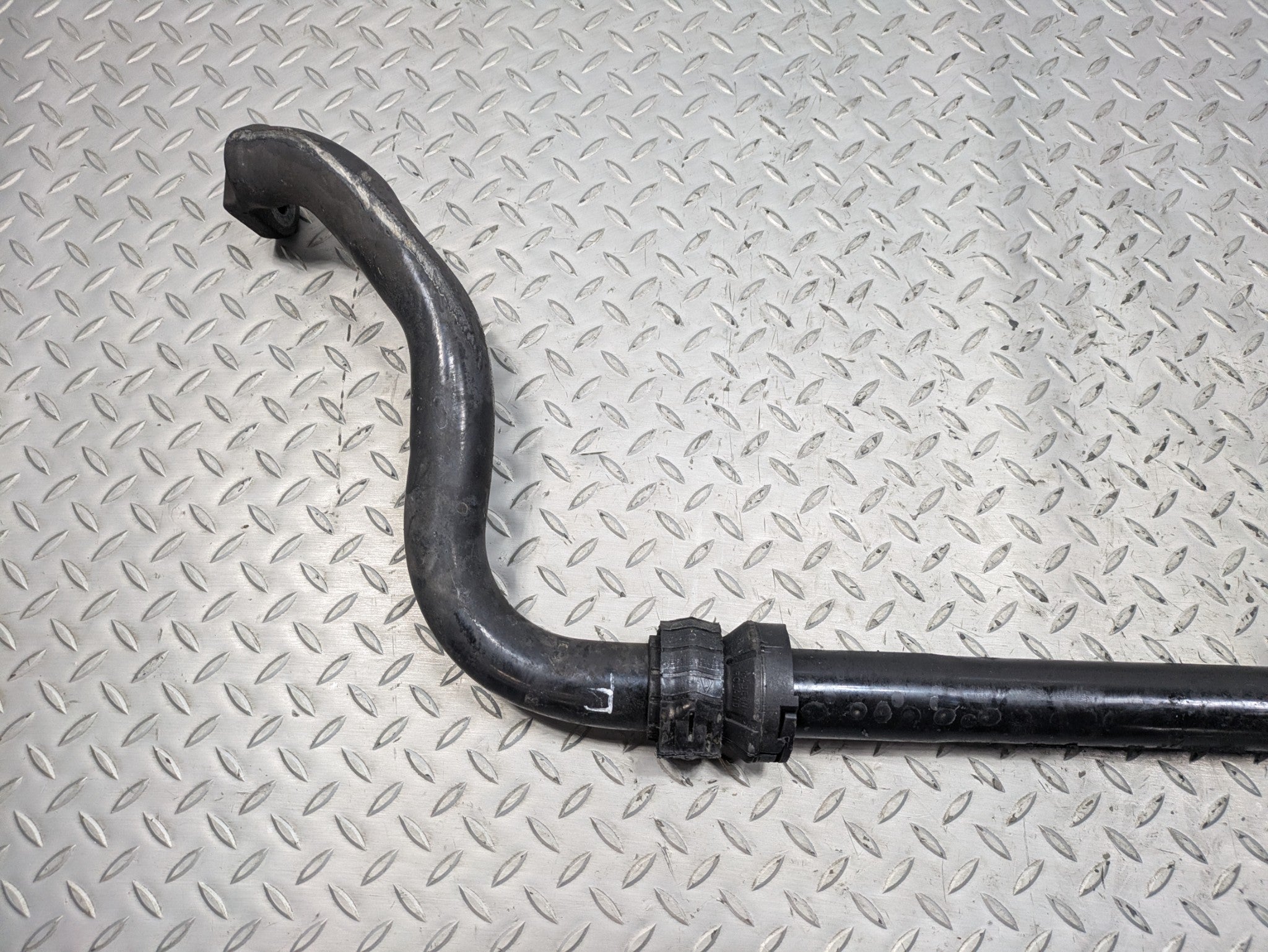 2011 - 2014 OEM PORSCHE CAYENNE FRONT SUSPENSION STABILIZER ANTI ROLL SWAY BAR