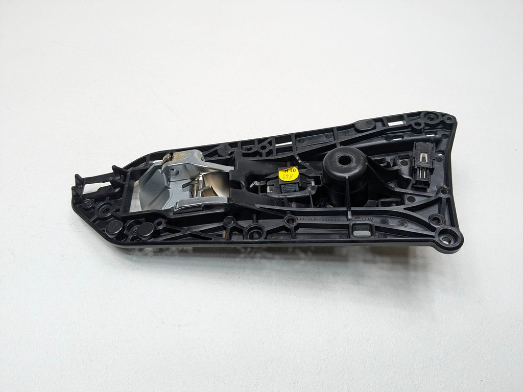 2011 - 2014 OEM PORSCHE CAYENNE FRONT RIGHT PASSENGER SIDE INTERIOR DOOR HANDLE