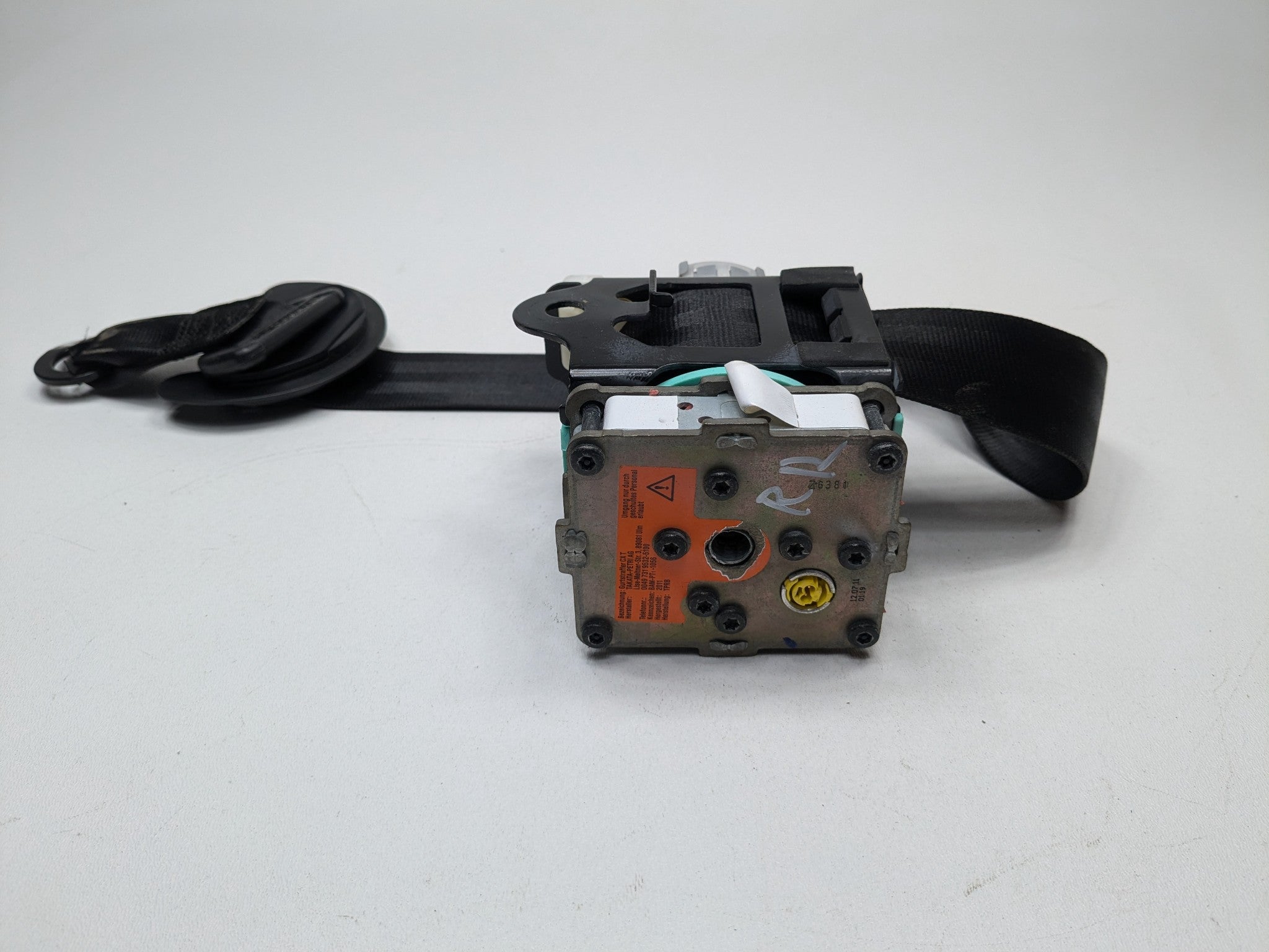 2011 - 2014 OEM PORSCHE CAYENNE REAR RIGHT PASSENGER SIDE SEAT BELT RETRACTOR