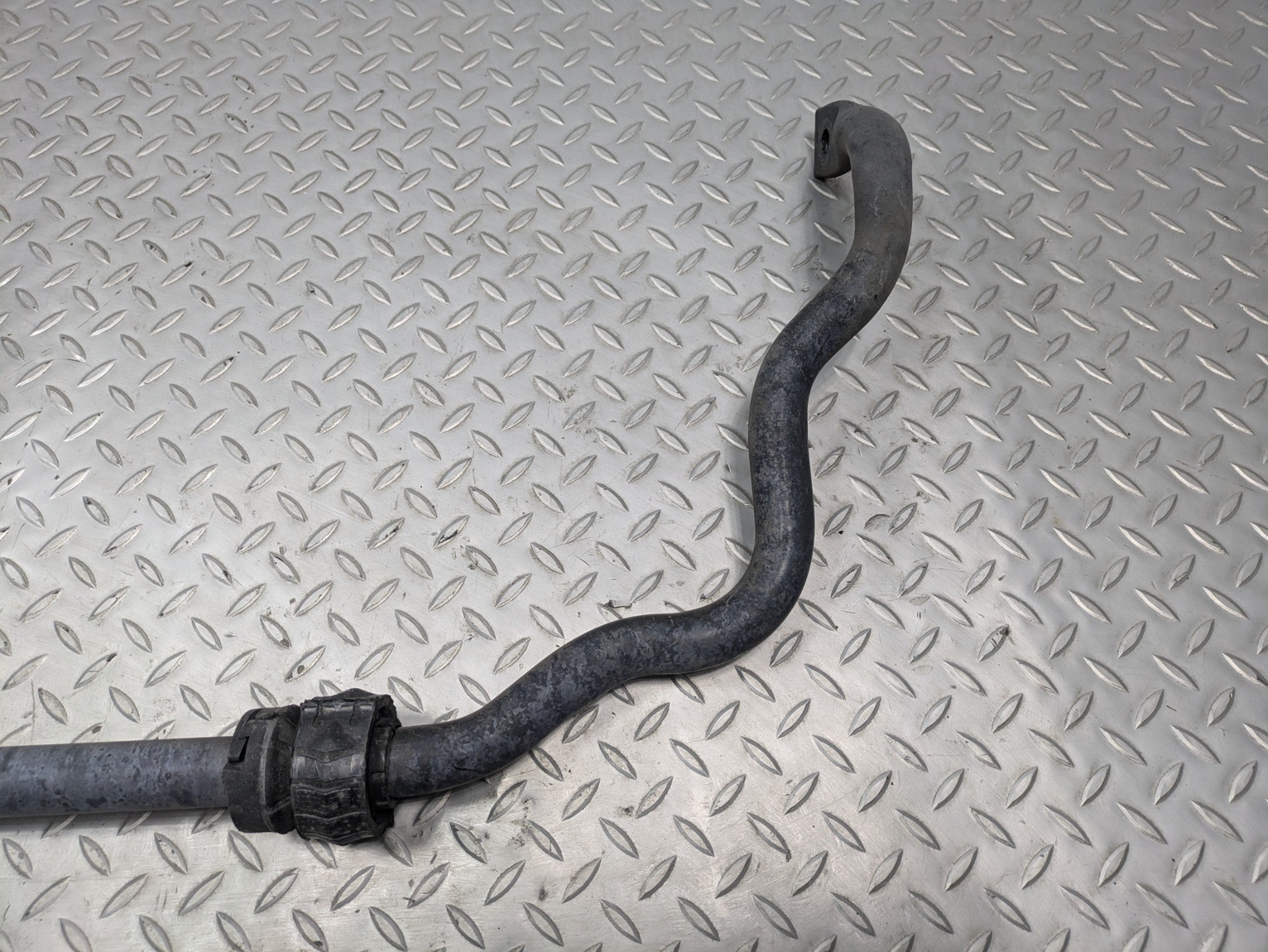 2011 - 2014 OEM PORSCHE CAYENNE REAR SUSPENSION STABILIZER ANTI ROLL SWAY BAR