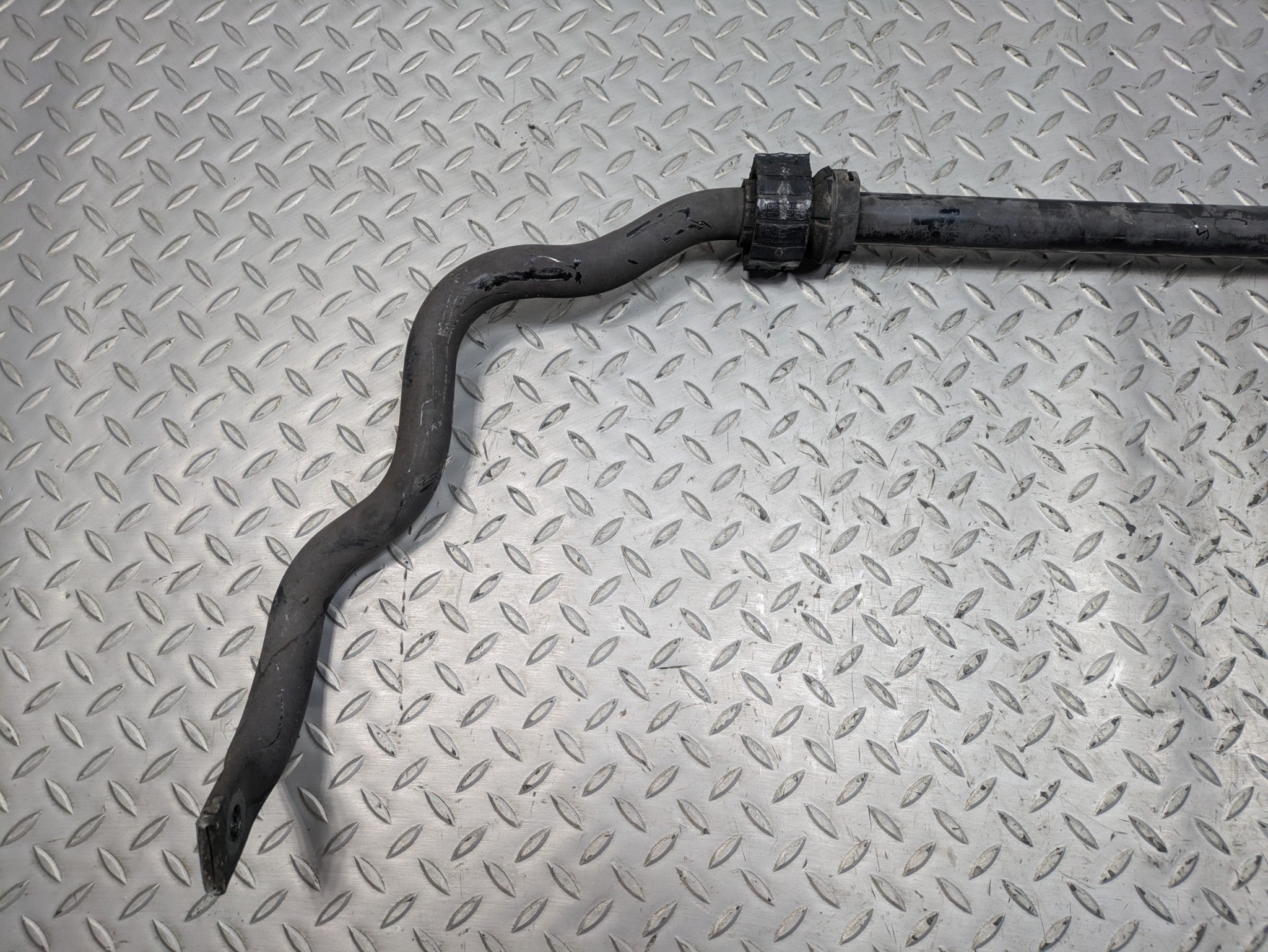 2011 - 2014 OEM PORSCHE CAYENNE REAR SUSPENSION STABILIZER ANTI ROLL SWAY BAR