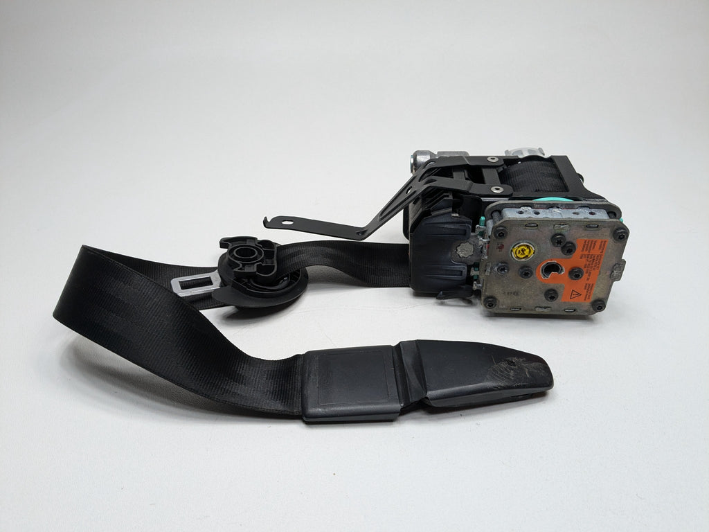 2011 - 2014 OEM PORSCHE CAYENNE FRONT LEFT DRIVER SIDE SEAT BELT RETRACTOR