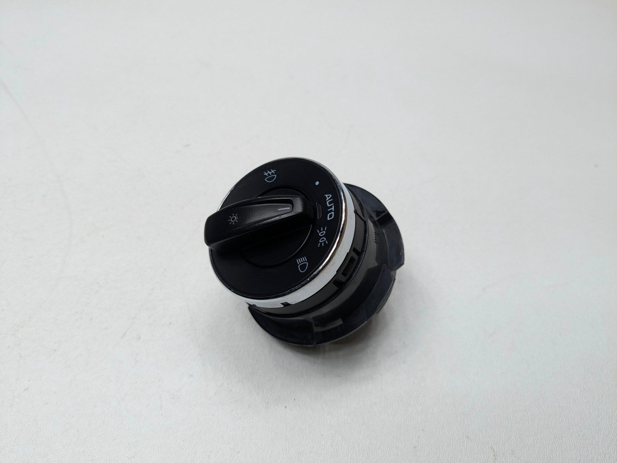 2011 - 2014 OEM PORSCHE CAYENNE FRONT DASHBOARD HEADLIGHT CONTROL SWITCH UNIT