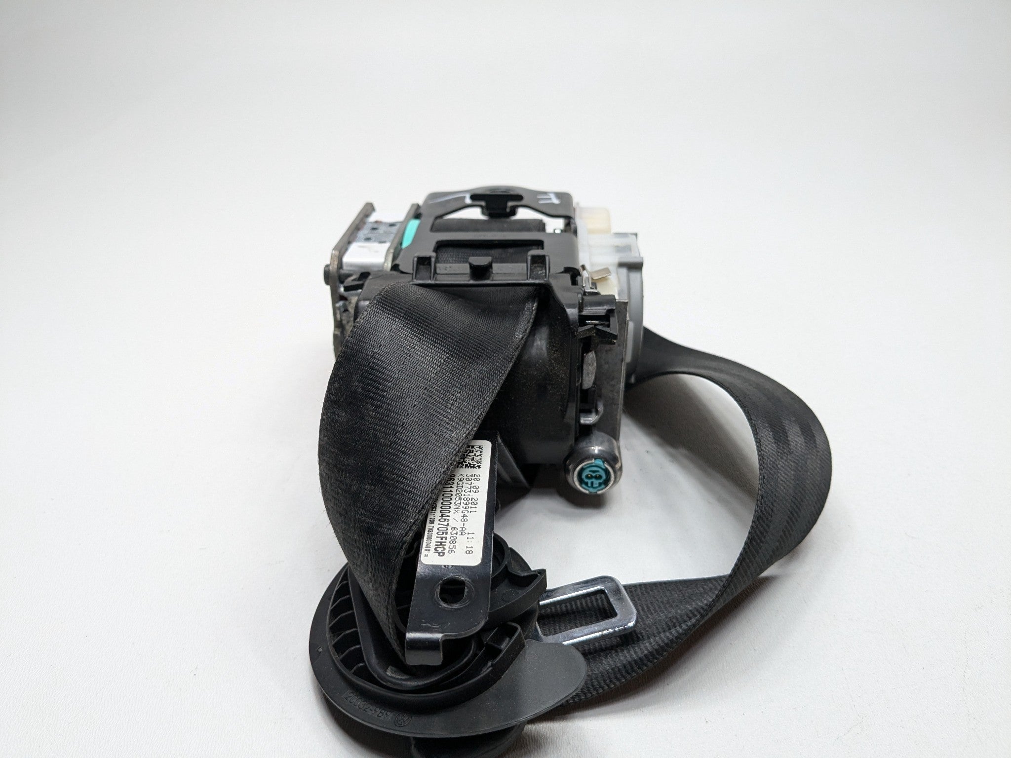 2011 - 2014 OEM PORSCHE CAYENNE FRONT LEFT DRIVER SIDE SEAT BELT RETRACTOR