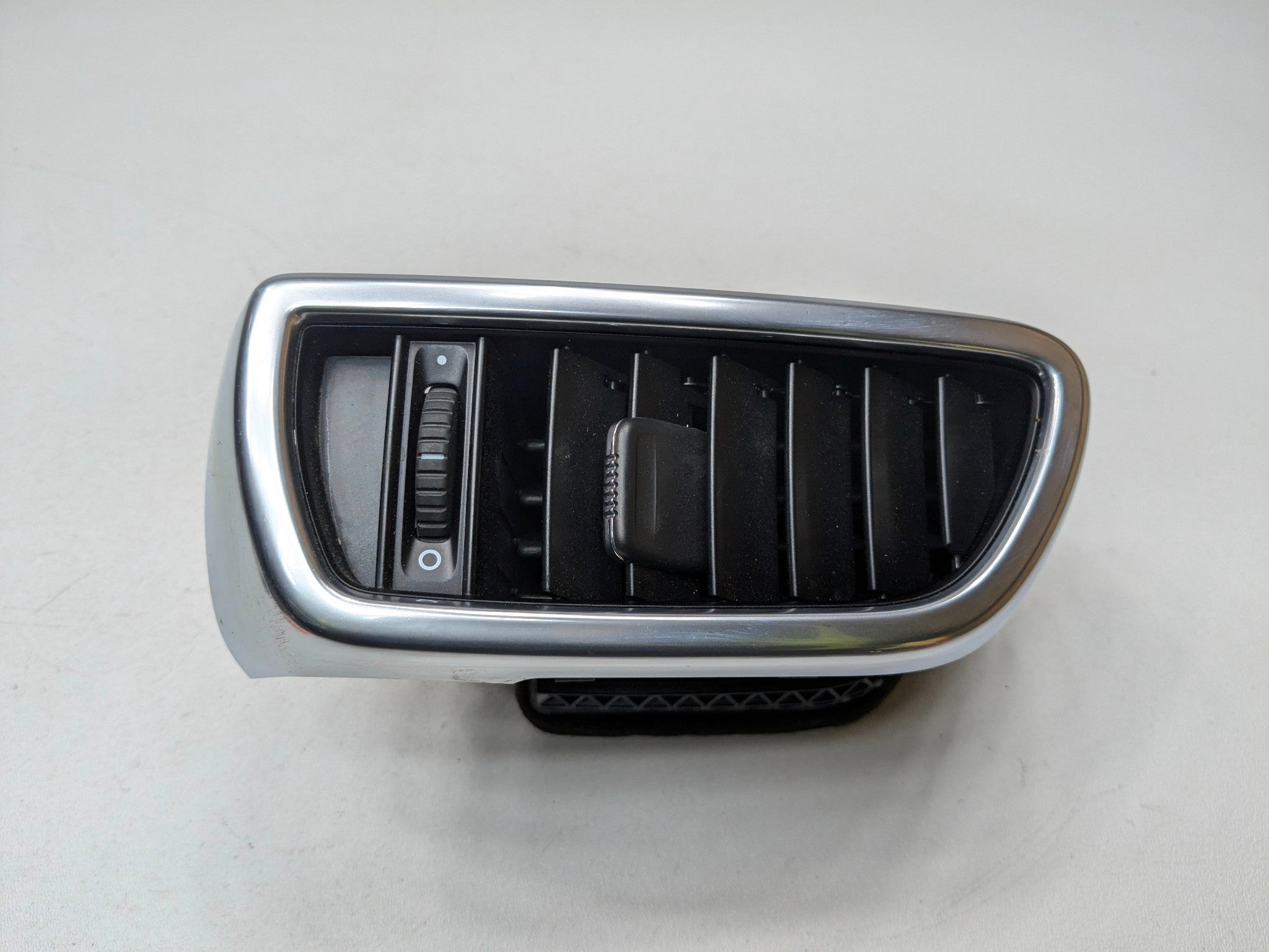 11 - 14 OEM PORSCHE CAYENNE FRONT LEFT DRIVER SIDE DASH HEATER AC VENT GRILLE