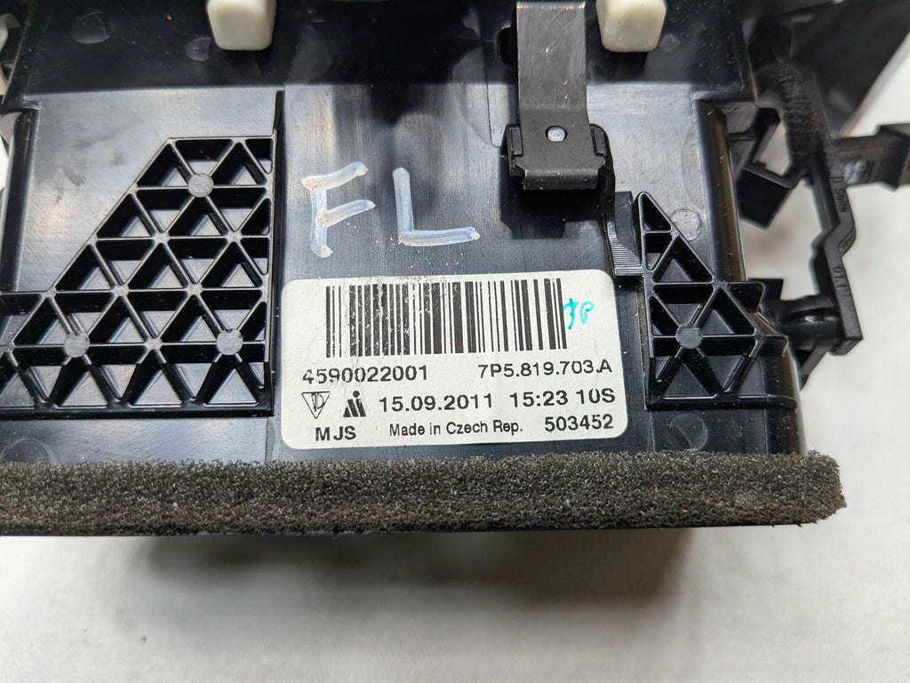 11 - 14 OEM PORSCHE CAYENNE FRONT LEFT DRIVER SIDE DASH HEATER AC VENT GRILLE