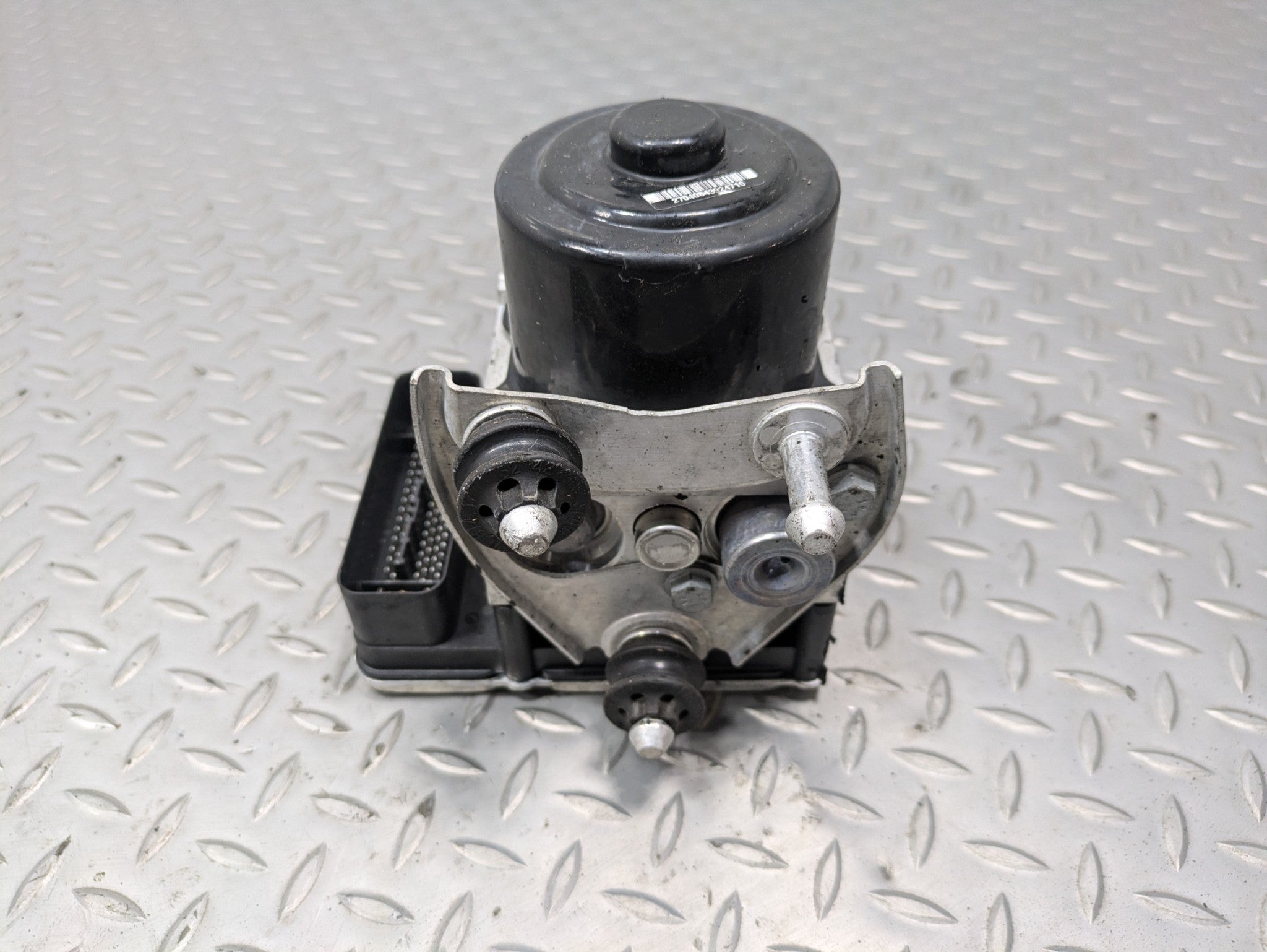 2011 - 2014 OEM PORSCHE CAYENNE ANTI LOCK BRAKE ACTUATOR PUMP PARTS ASSEMBLY