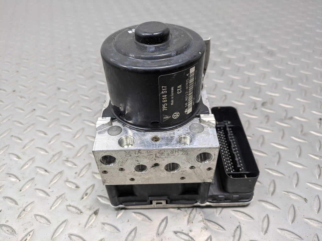 2011 - 2014 OEM PORSCHE CAYENNE ANTI LOCK BRAKE ACTUATOR PUMP PARTS ASSEMBLY