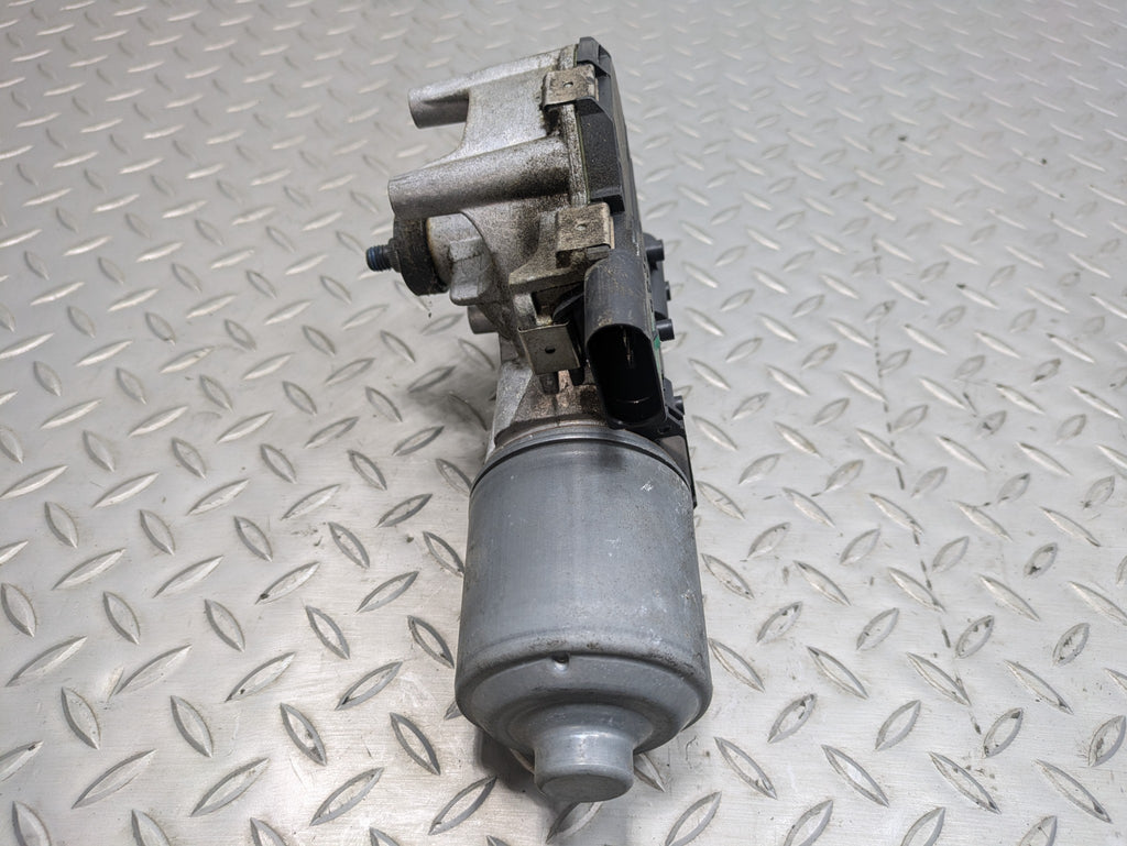 2011 - 2014 OEM PORSCHE CAYENNE FRONT WINDSHIELD WIPER MOTOR ASSEMBLY