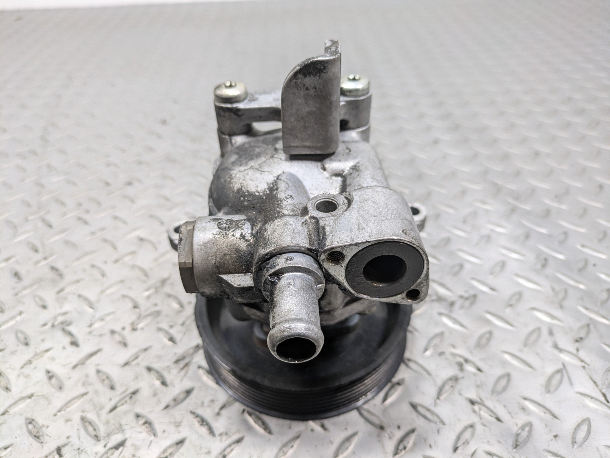 2011 - 2014 OEM PORSCHE CAYENNE POWER STEERING PUMP MOTOR ASSEMBLY